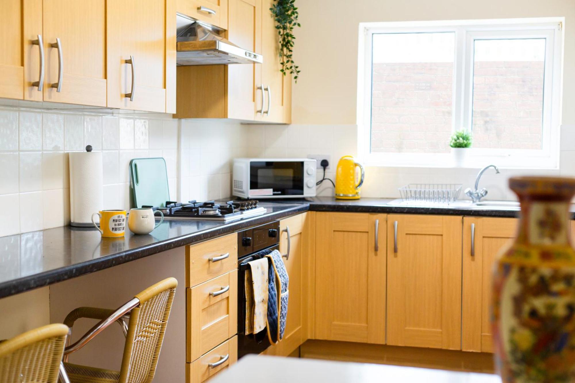 Newly Launched 3 Bedroom House With Free Parking Litherland Extérieur photo