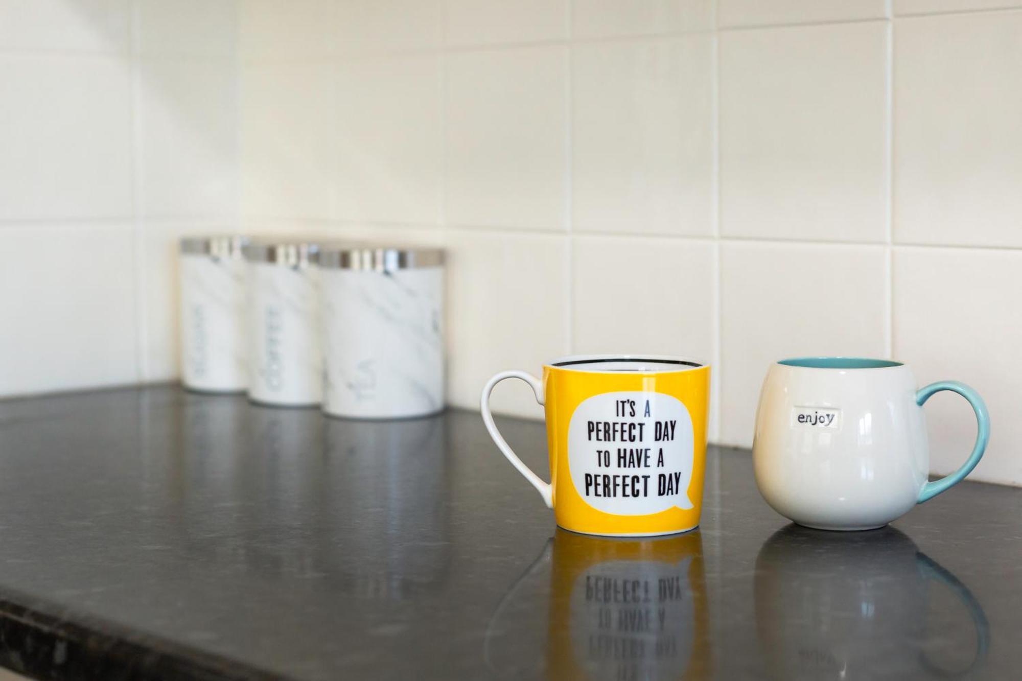 Newly Launched 3 Bedroom House With Free Parking Litherland Extérieur photo