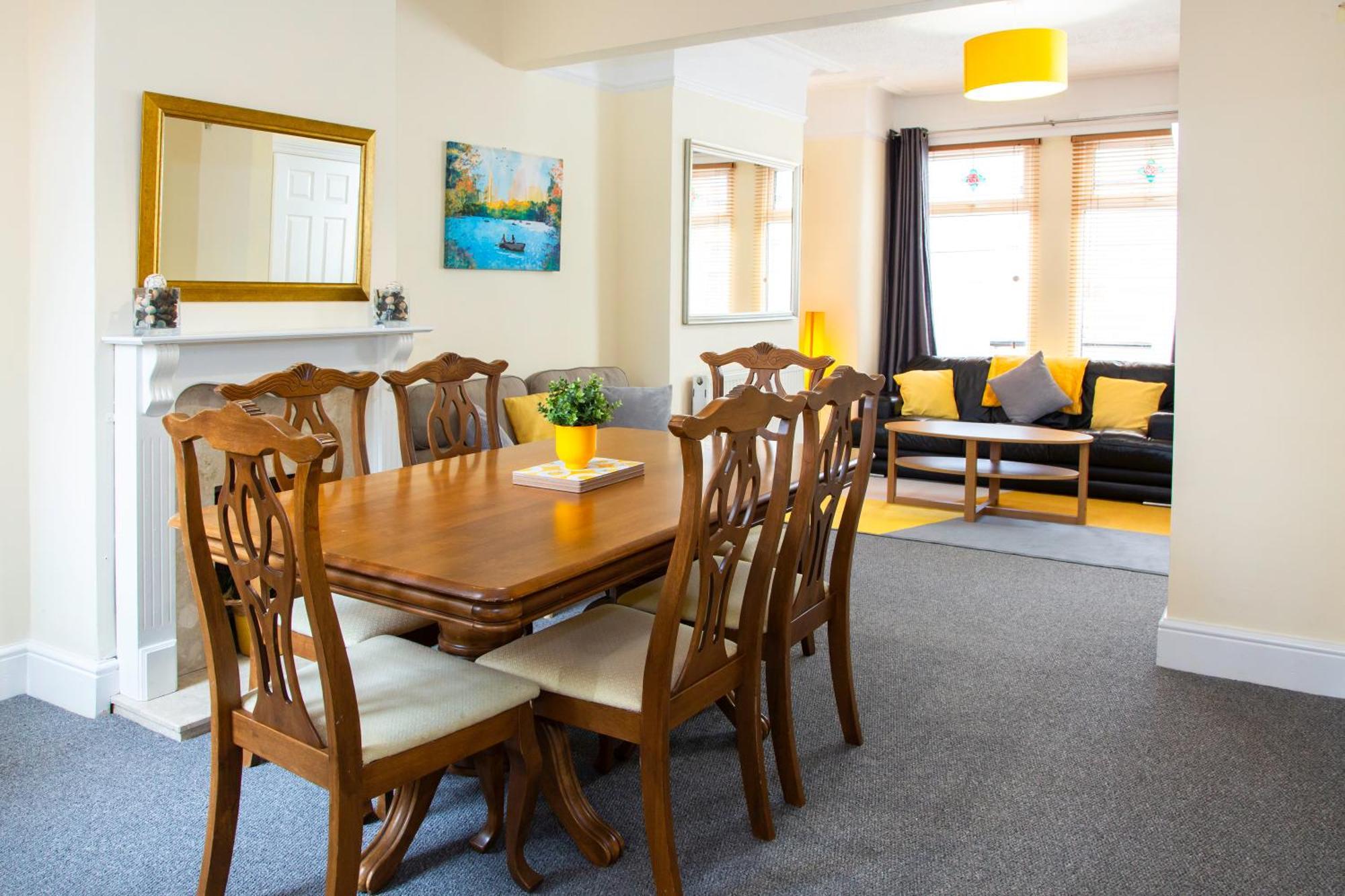 Newly Launched 3 Bedroom House With Free Parking Litherland Extérieur photo